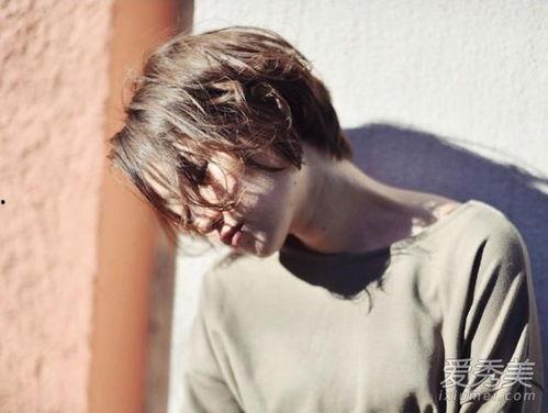 成人短发在线观看视频,成人短发造型在线视频赏析