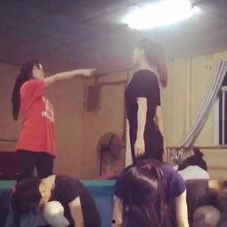 成人简单的跳舞视频大全